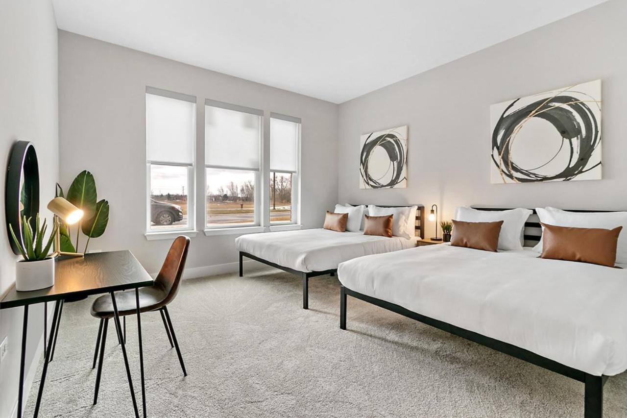 דירות אוקברוק טראס Bright & Comfortable Oakbrook 2Br Apt Free Parking - Ob 1 מראה חיצוני תמונה