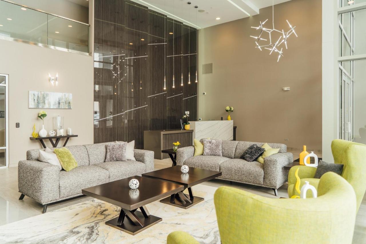 דירות אוקברוק טראס Bright & Comfortable Oakbrook 2Br Apt Free Parking - Ob 1 מראה חיצוני תמונה