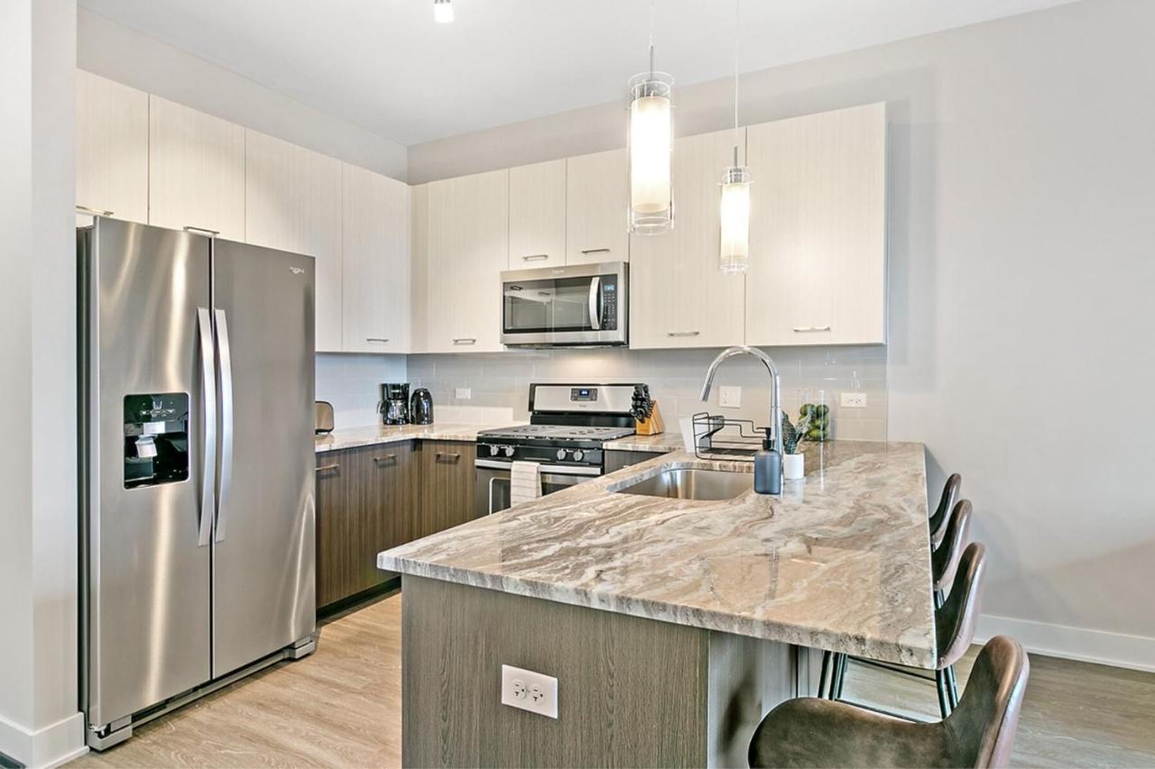 דירות אוקברוק טראס Bright & Comfortable Oakbrook 2Br Apt Free Parking - Ob 1 מראה חיצוני תמונה