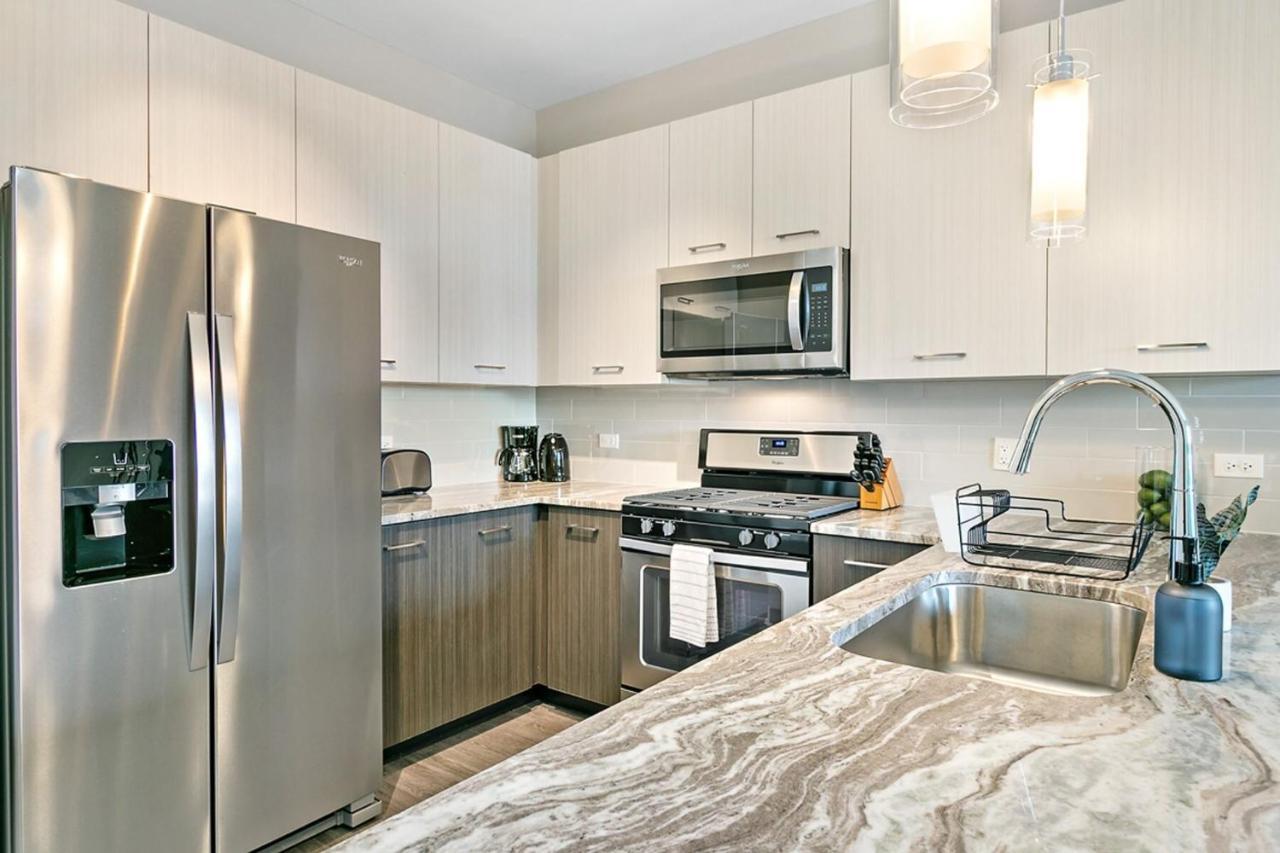 דירות אוקברוק טראס Bright & Comfortable Oakbrook 2Br Apt Free Parking - Ob 1 מראה חיצוני תמונה