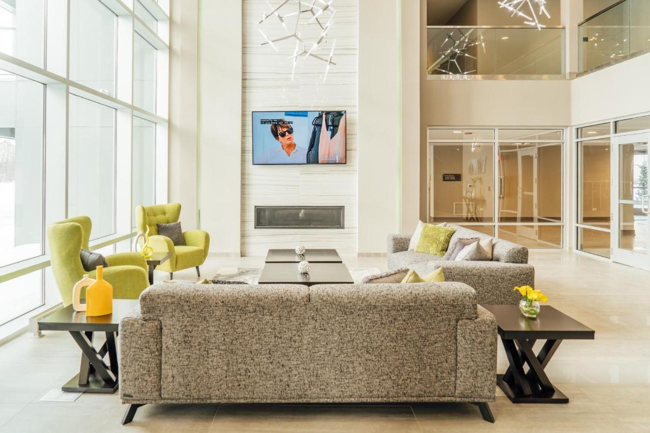 דירות אוקברוק טראס Bright & Comfortable Oakbrook 2Br Apt Free Parking - Ob 1 מראה חיצוני תמונה
